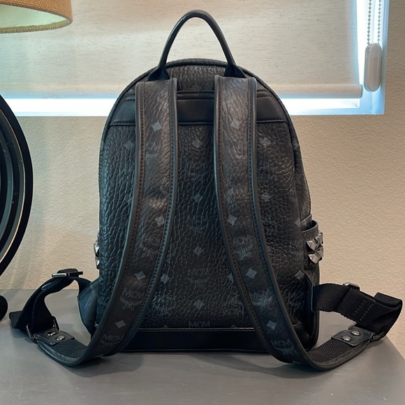 MCM Back Pack - Picture 2 of 11